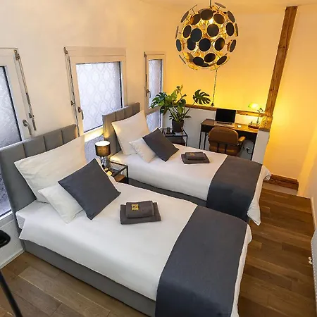 Luxx Rv, Marienplatz Appartement *